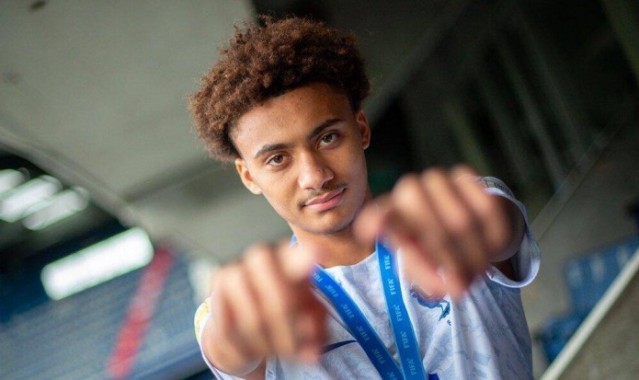 记者：莱比锡考虑冬窗签下卡昂边锋戈米斯，价格200万到400万欧