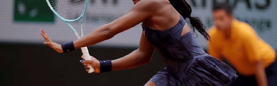 2-0，郑钦文横扫冲冠！6-2、6-4，2号种子高芙击败瓦伦托娃