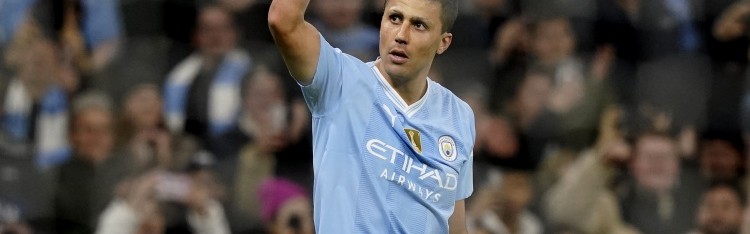 罗德里谈恢复情况：膝盖没有不适感，正在加强力量训练