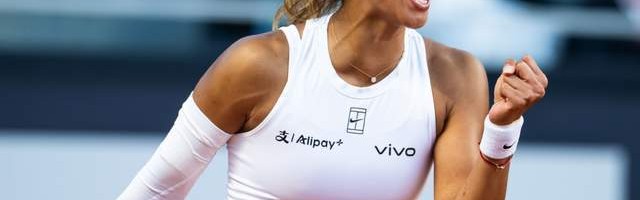 WTA罗马赛战报，郑钦文2-0安德莱斯库，中国金花喜提百万奖金