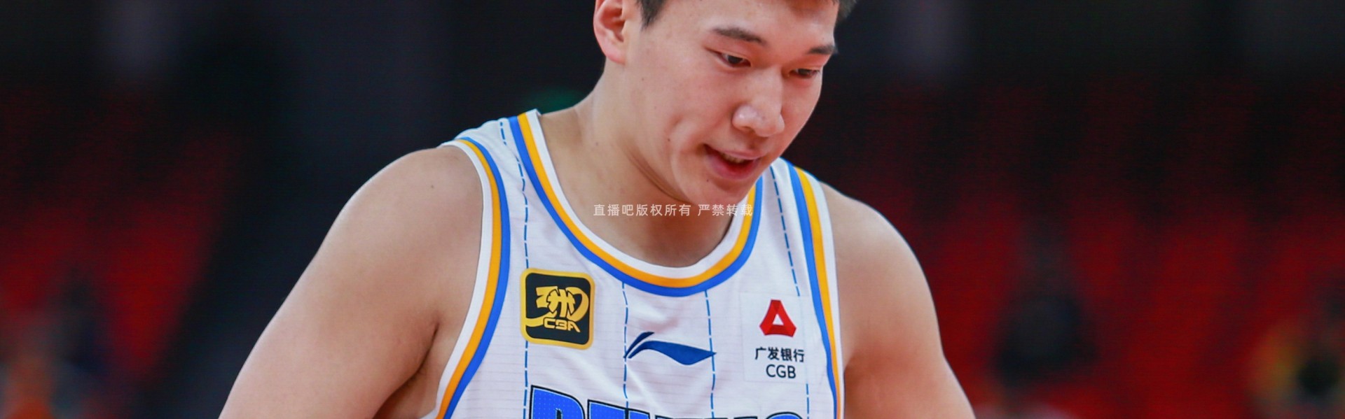 京媒：雷蒙小腿肌肉拉伤 跟腱韧带无大碍 预计恢复时间在两周左右