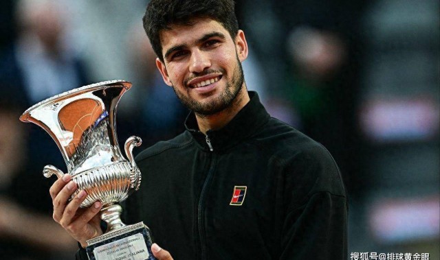 阿卡完成红土大四喜！赛季30胜锁定法网2号种子，辛纳3项纪录终结