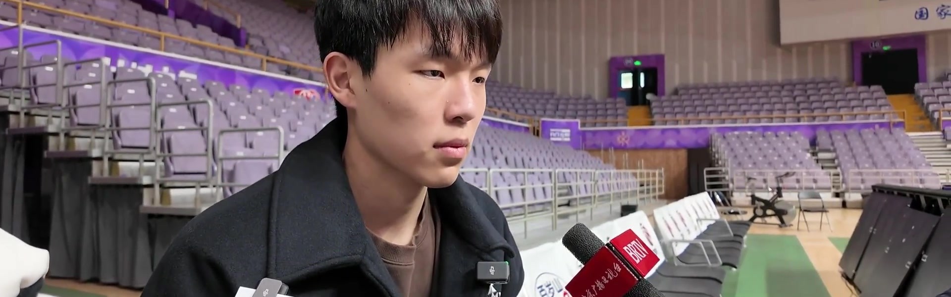 调侃自己罚球🤣杨瀚森：国家队状态其他的可以延续 罚球就别了