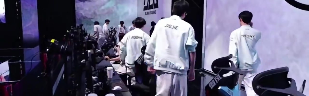 Letme：iG被玩弄了！反正玩啥都差不多，要不豹女吧