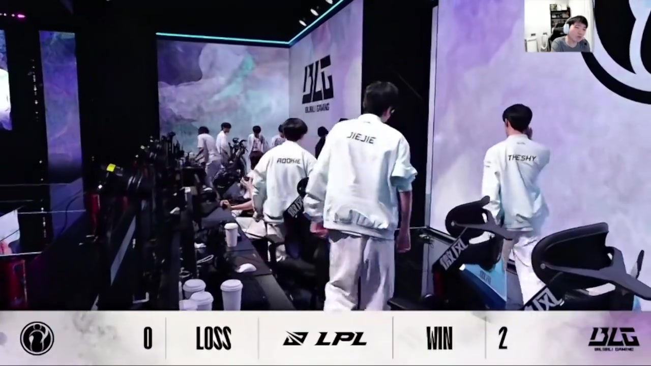 Letme：iG被玩弄了！反正玩啥都差不多，要不豹女吧